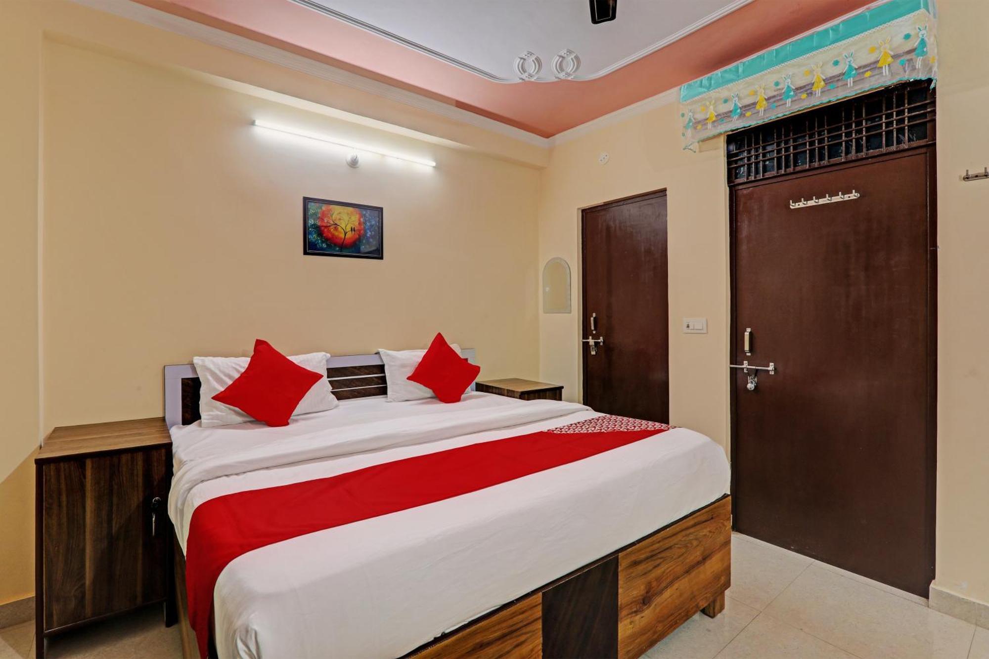 Super Hotel O Fort Inn Lucknow Buitenkant foto