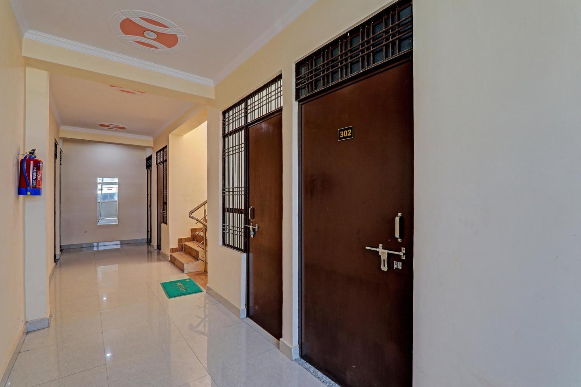 Super Hotel O Fort Inn Lucknow Buitenkant foto